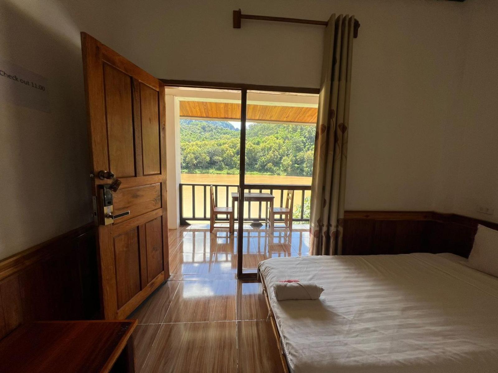 Nongkhaiw River View Nongkhiaw Екстериор снимка